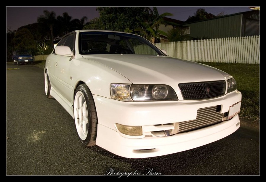 Toyota Chaser 100 Räder Buddy Club P1 R18 9J ET30 245/40