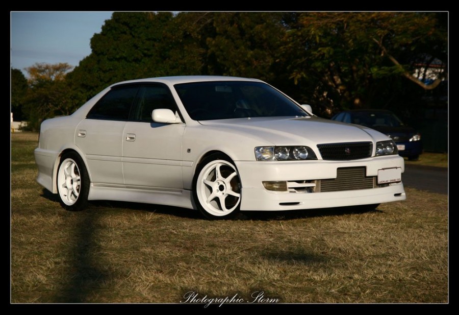 Toyota Chaser 100 Räder Buddy Club P1 R18 9J ET30 245/40