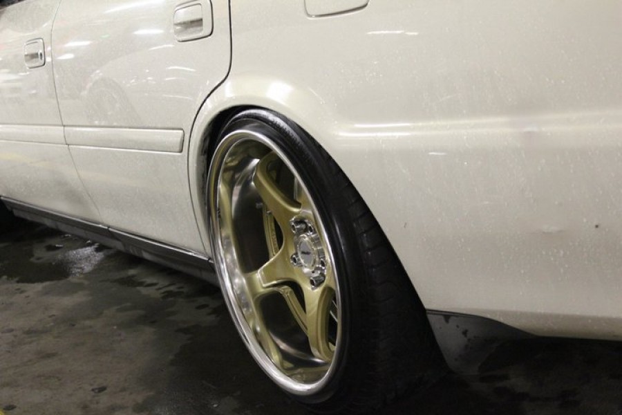 Toyota Chaser 100 Räder AME Circlar Spec R R18 9J ET15 215/35 10J 215/40