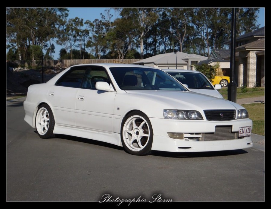 Toyota Chaser 100 Räder Buddy Club P1 R18 9J ET30 235/40