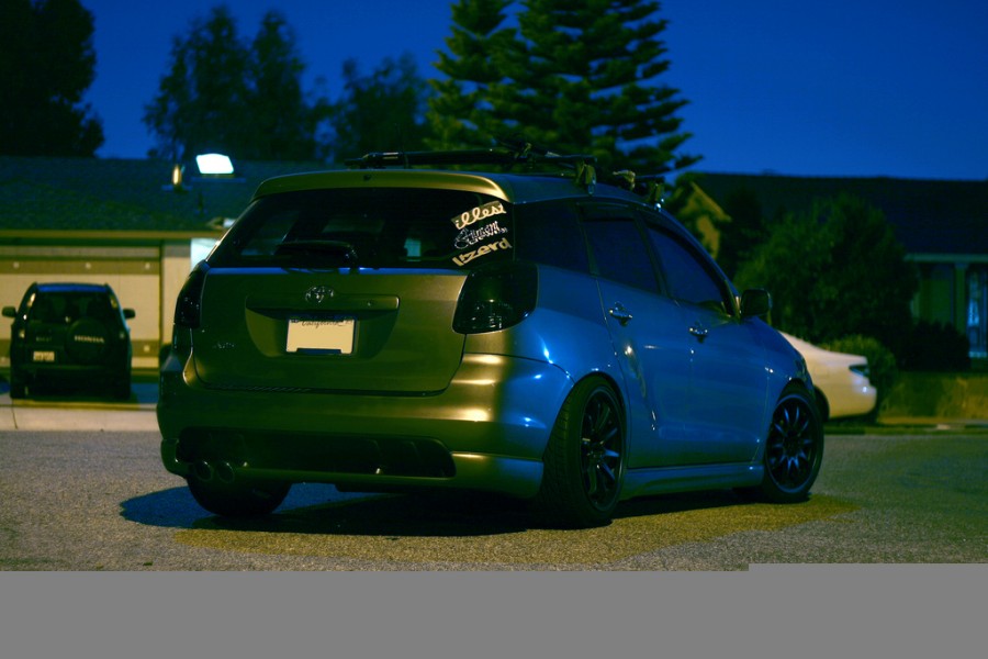 Toyota Matrix E130 Räder Rota DPT R18 9J ET33 225/40 10J 245/40