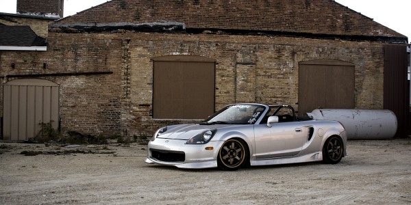 Toyota MR2