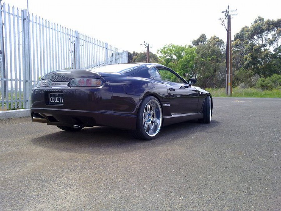 Toyota Supra A80 Räder Rays Volk Racing GT-7 R20 9.5J ET10 245/30 10.5J ET11 275/30