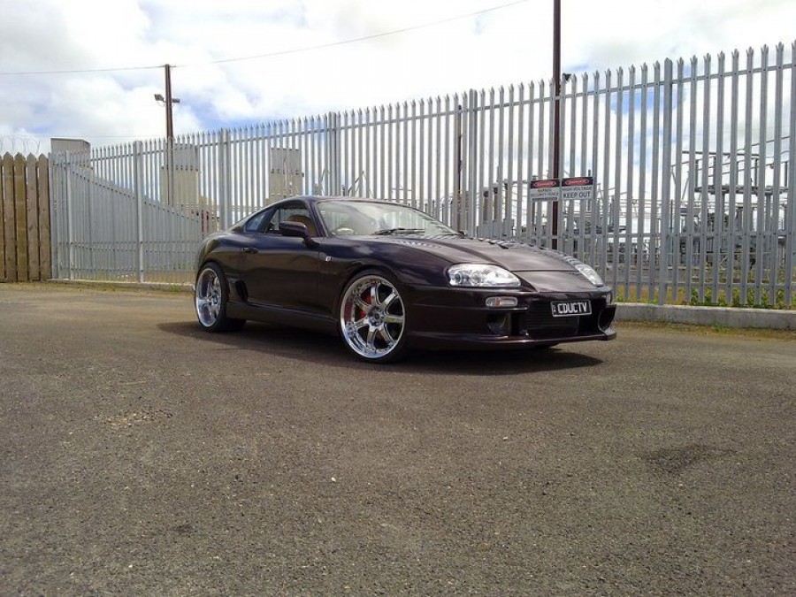 Toyota Supra A80 Räder Rays Volk Racing GT-7 R20 9.5J ET10 245/30 10.5J ET11 275/30