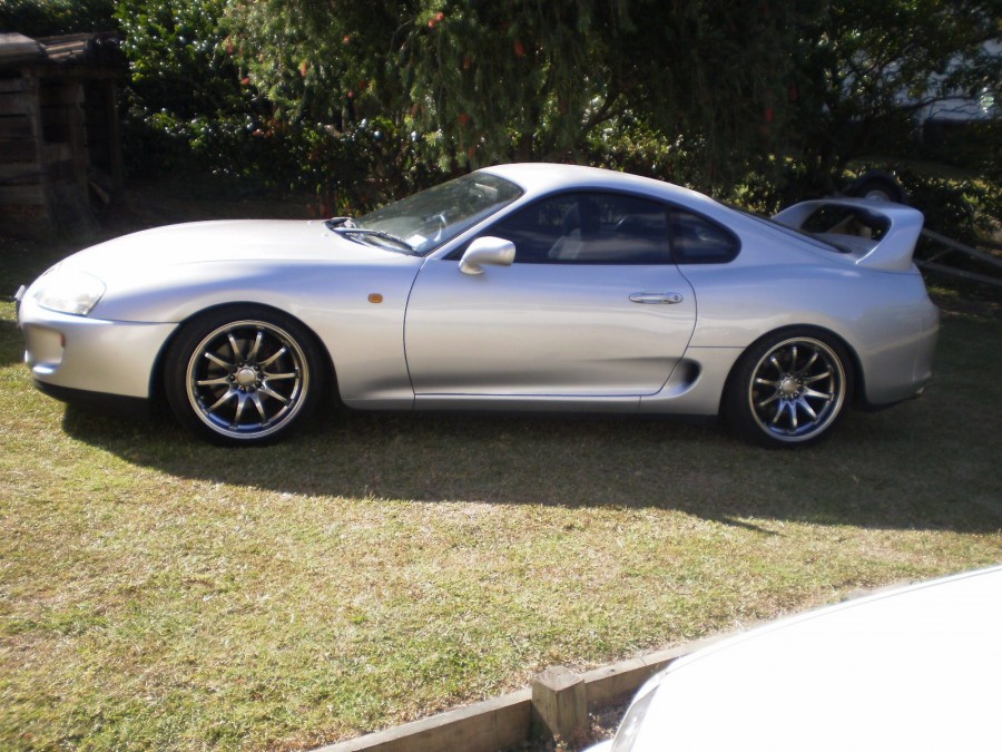 Toyota Supra A80 Räder Varrstoen ES 3 R18 9.5J ET12 235/40 10.5J ET22 265/35