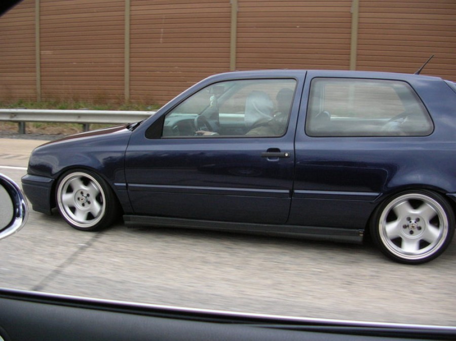 Volkswagen Golf MK3 Räder Schmidt Modern Line Revolution R16 9J ET25 205/40 ET15