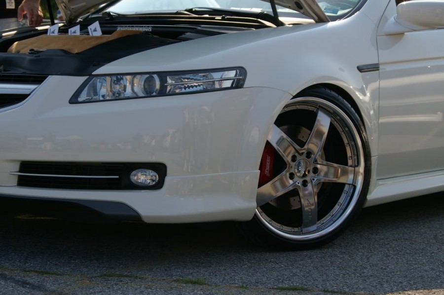 Acura TL 3 generation (UA6-UA7) Räder AME Shallen FX R20 9J ET40 245/30 10J 255/30