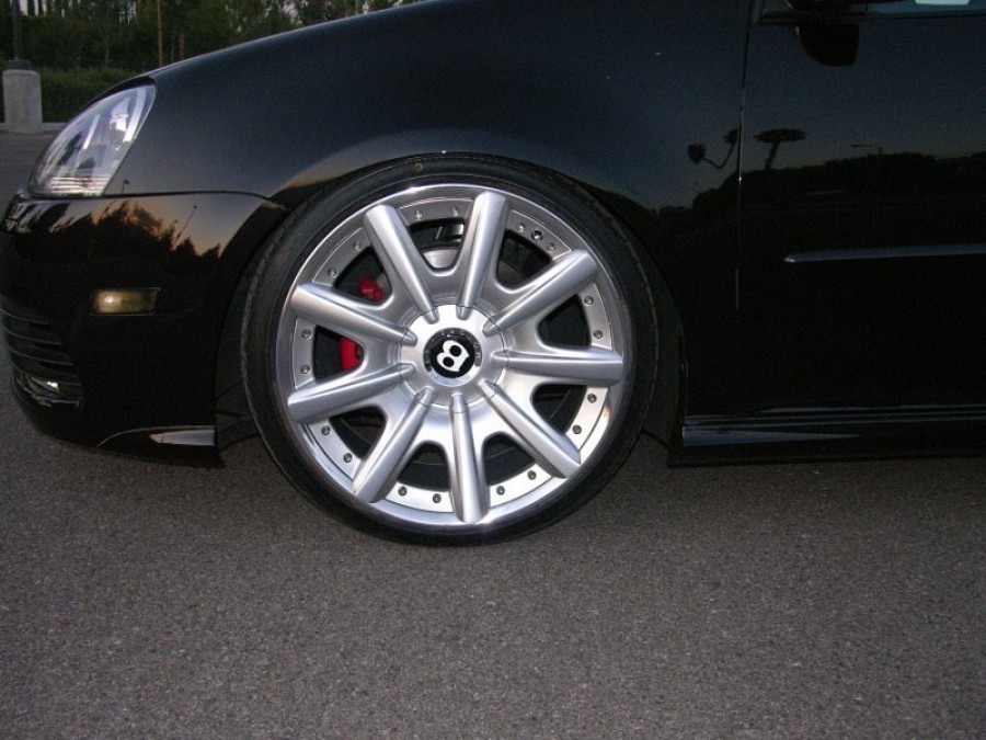 Volkswagen Golf MK5 Räder OEM Bentley Continental GT R19 9J ET41 225/35