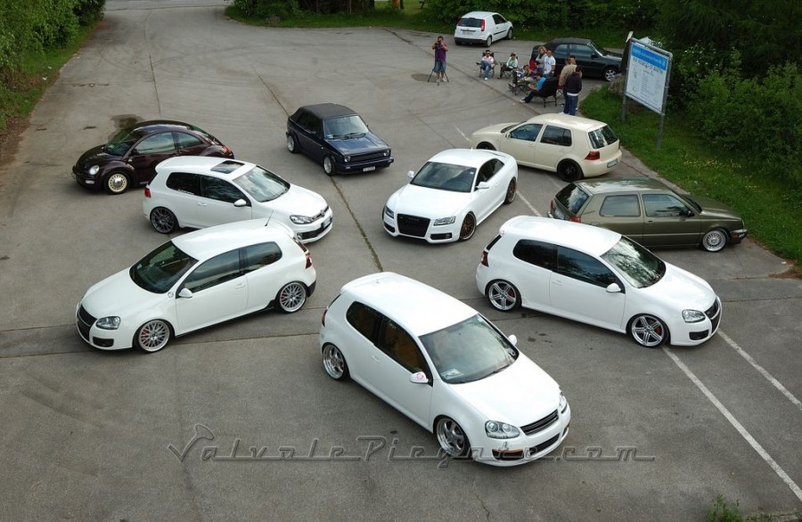 Volkswagen Golf MK5 Räder RH Turbo P R19 8.5J ET52 225/35 9.5J