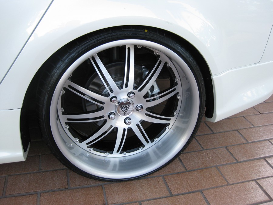 Acura TL 3 generation (UA6-UA7) Räder Auto Couture Exxel R20 9.5J ET40 235/30 10J ET45 245/30