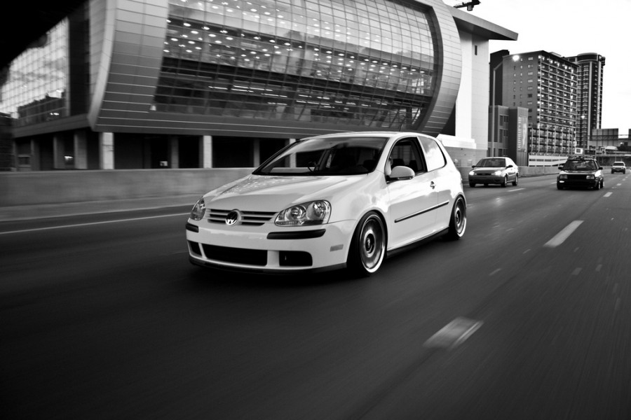 Volkswagen Golf Räder RML Snowflakes R18 8.5J ET42 215/35
