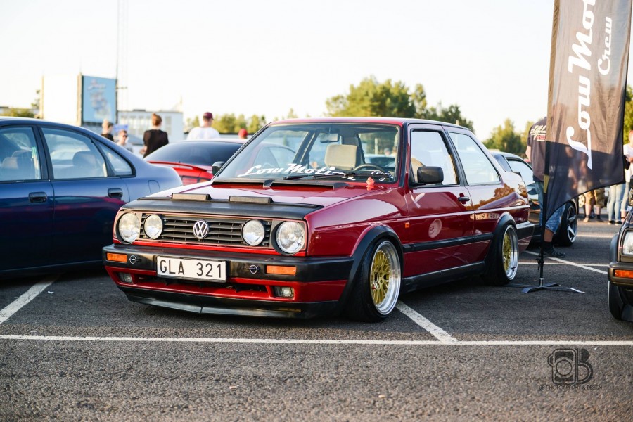 Volkswagen Jetta MK2/A2, Typ 19E/1G Räder japan racing JR10 R16 8J ET10 165/45
