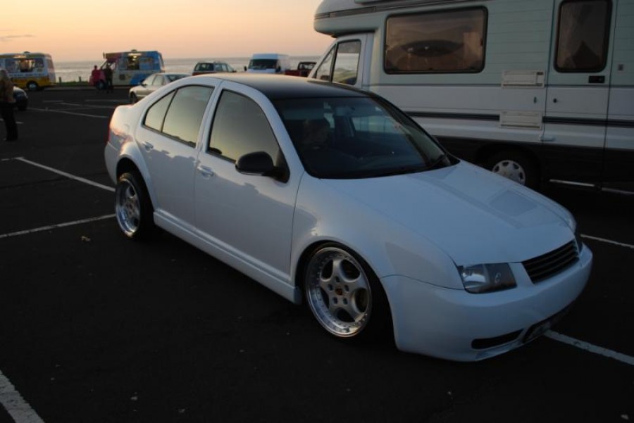 Volkswagen Jetta MK4/A4, Typ 1J Räder Keskin KT2 R18 8.5J ET52 215/35 9.5J 225/35