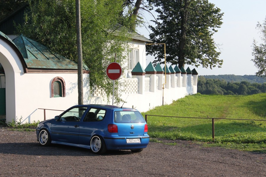 Volkswagen Polo Räder Borbet A R16 7.5J ET20 195/40 9J ET15