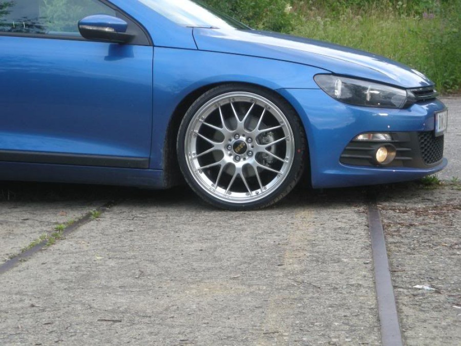 Volkswagen Scirocco 3. Generation Räder BBS RS-GT R20 9.5J ET36 235/30