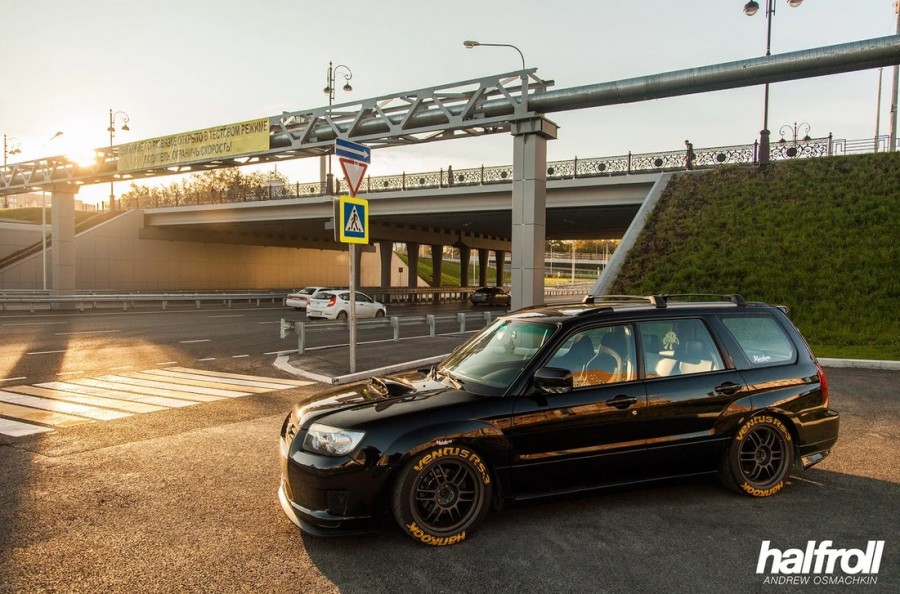 Subaru Forester SG Räder Enkei RPF1 R18 8J 225/40