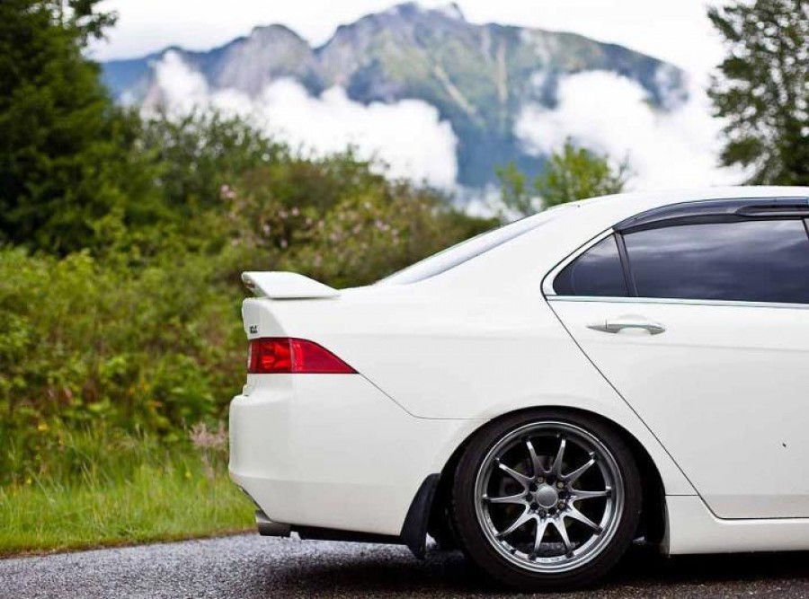 Acura TSX CL9 Räder Work Emotion XD9