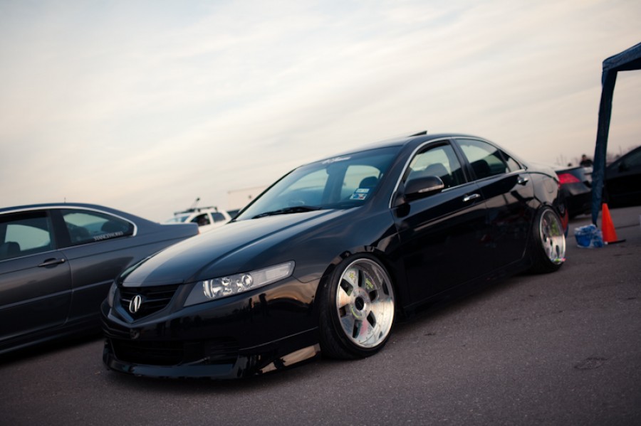 Acura TSX CL9 Räder SSR Vienna Kreis R18 9J ET17 215/40 10J ET23 225/40