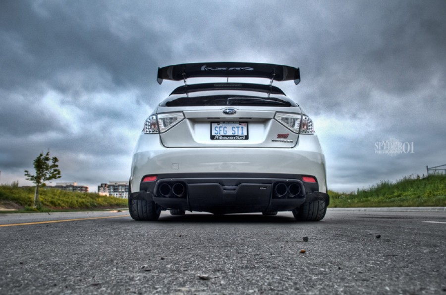 Subaru Impreza GE, GV, GH, GR Räder Advan Yokohama RG-D R18 9J ET25 Varis STI 