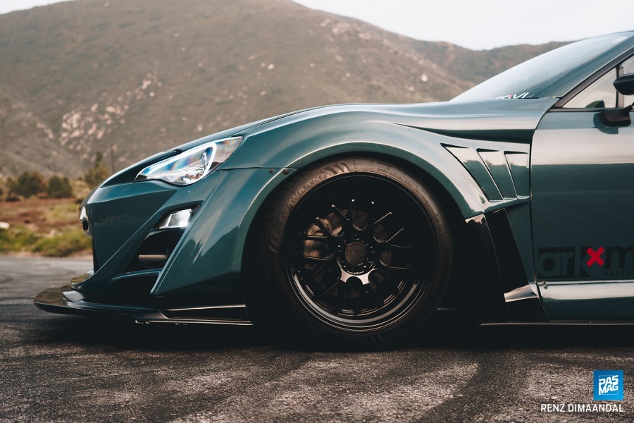Scion FR-S Räder F1R F21 R18 9.5J ET15 245/40 10J