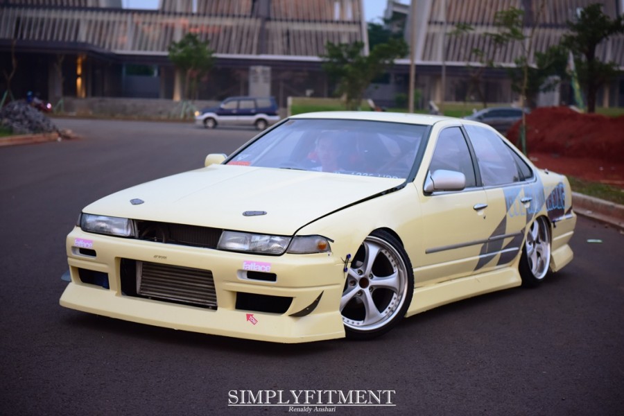 Nissan Cefiro Räder Work VS-KF