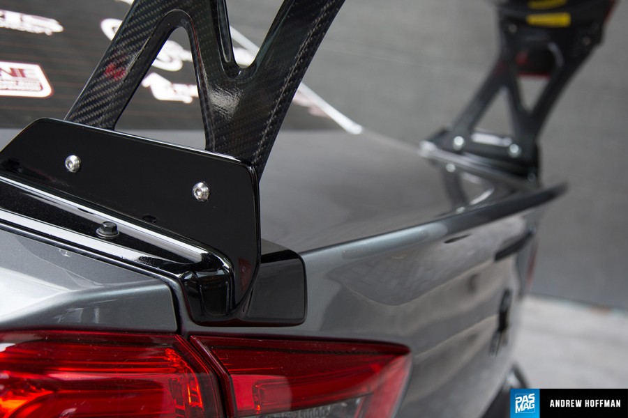 Mitsubishi Lancer Evolution X Räder Rays Gram Lights 57DR R18 10.5J ET12 295/35 Final Edition 