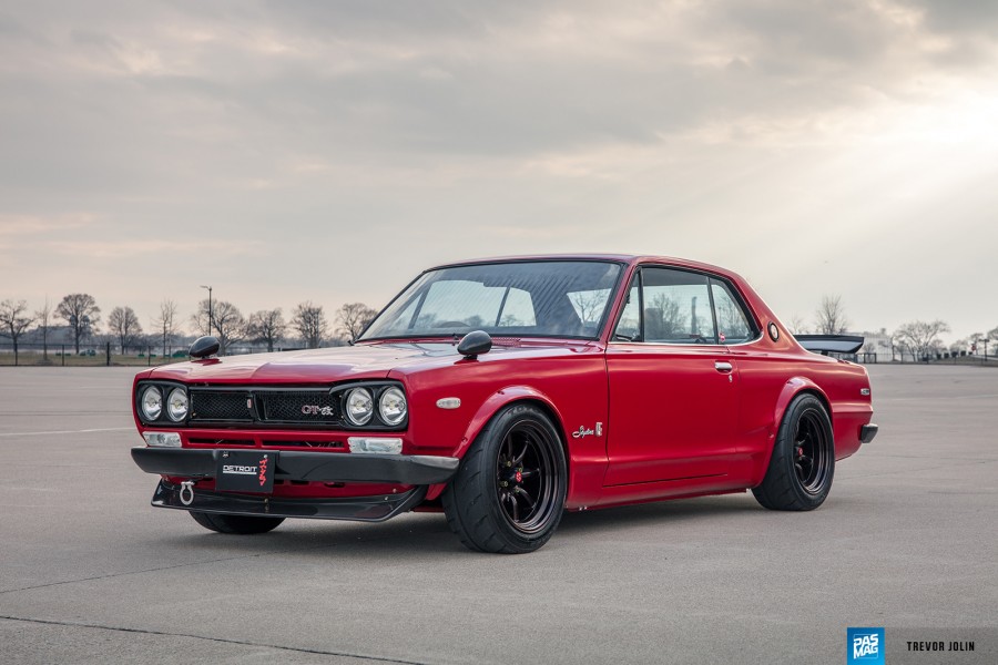 Nissan Skyline C10 Räder Watanabe R-Type R16 8J ET-8 215/50 9J ET-13 225/50