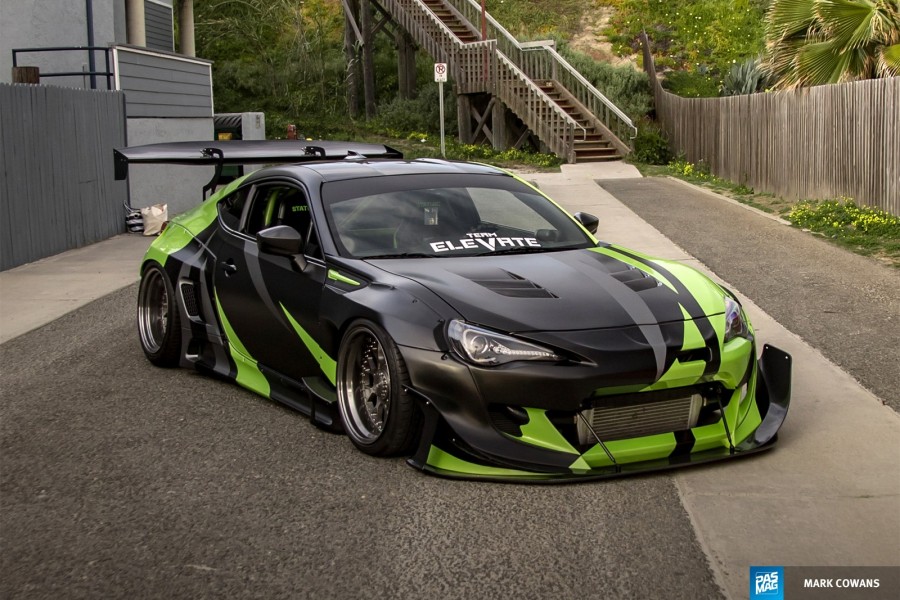 Scion FR-S Räder Rotiform LVS R18 10.5J ET-17 255/35 12.5J ET-27 285/35