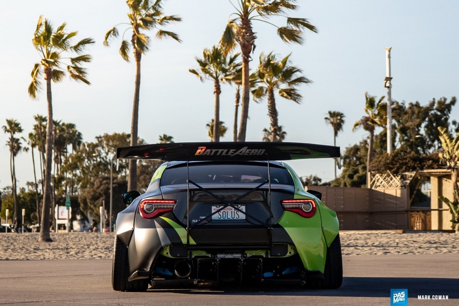 Scion FR-S Räder Rotiform LVS R18 10.5J ET-17 255/35 12.5J ET-27 285/35