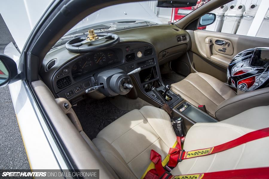 Nissan President HG50 Räder OEM Nissan Skyline R34 GTR