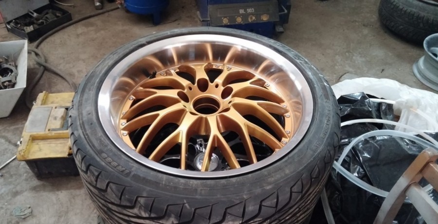 Honda Accord 8. Generation Räder Hartge RR R18 8.5J ET35 235/40