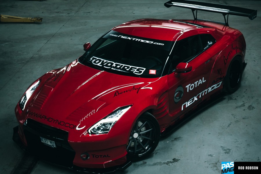 Nissan GT-R (R35) Räder Work Gnosis CV201 R20 10.5J ET-5 285/35 11.5J ET-37 315/35