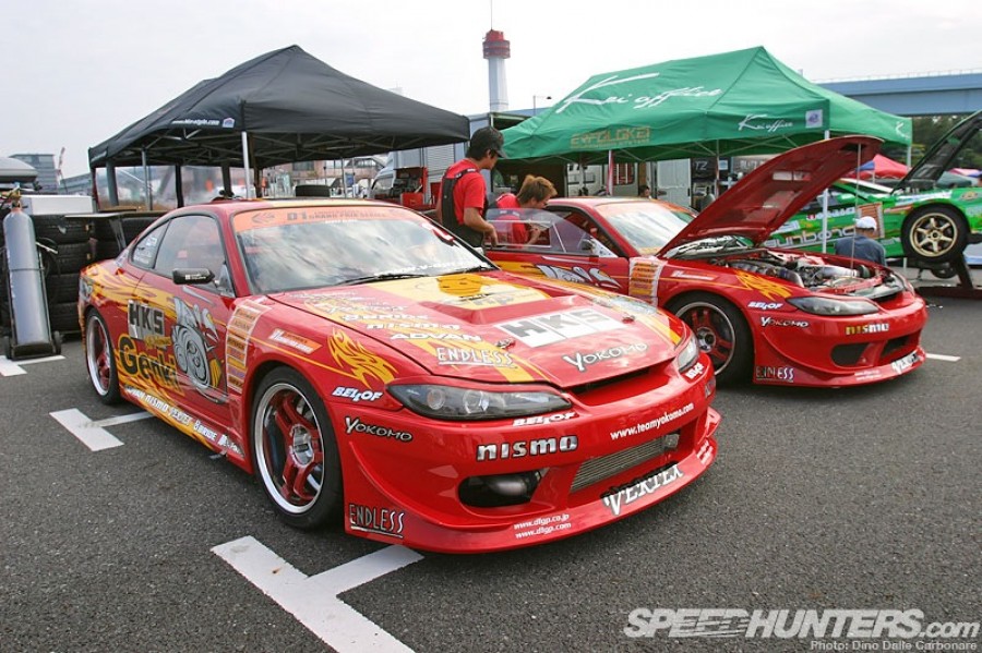 Nissan Silvia S15 Räder Advan Yokohama Super Racing R17 9J ET4 235/40 R18 10J ET6 265/35