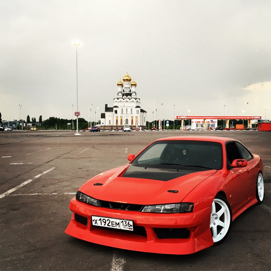 Nissan Silvia S14 Räder Rays Volk Racing TE37 R18 8.5J 9J