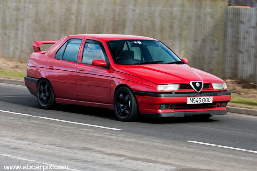 Alfa Romeo 155 Räder Compomotive MO R17 7J ET18 205/40 ET13