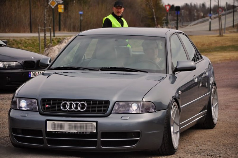 Audi A4 B5 Räder 3SDM 0.05 R18 9.5J ET28 225/40