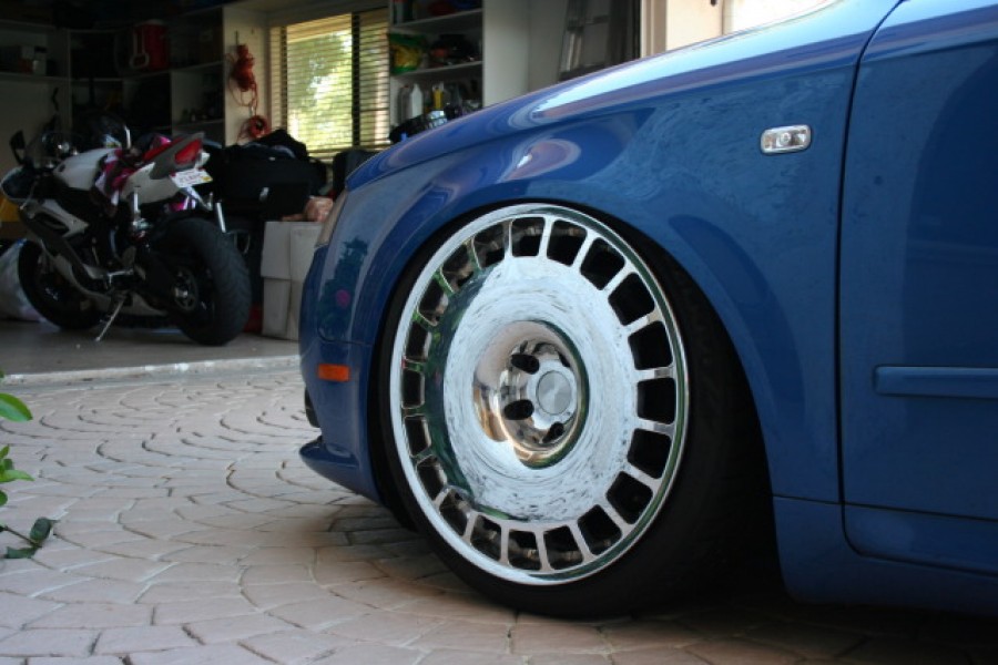 Audi A4 B7 Räder Rotiform VCE R19 9.5J ET35 235/35 10J