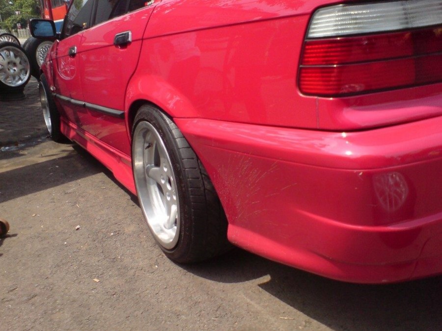 BMW 3 series E36 Räder Racing Dynamics RGR R17 8.5J ET13 205/45 215/45