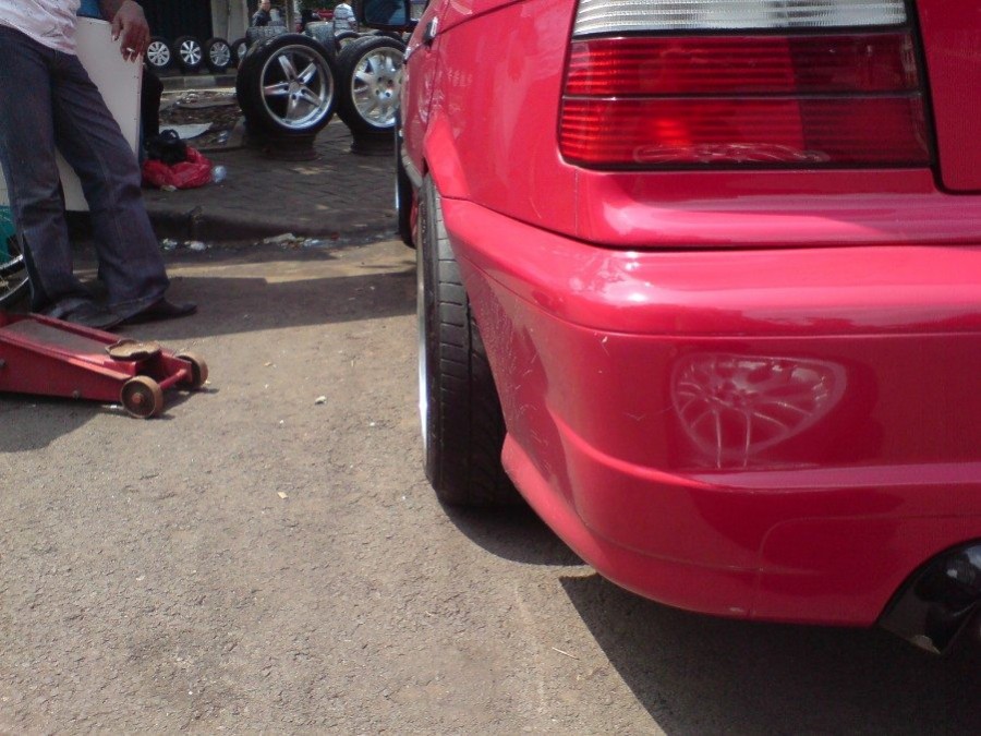 BMW 3 series E36 Räder Racing Dynamics RGR R17 8.5J ET13 205/45 215/45