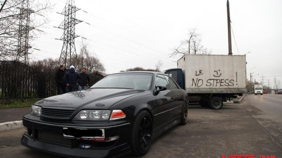 Toyota Mark II 100 Räder Rays Volk Racing TE37 R18