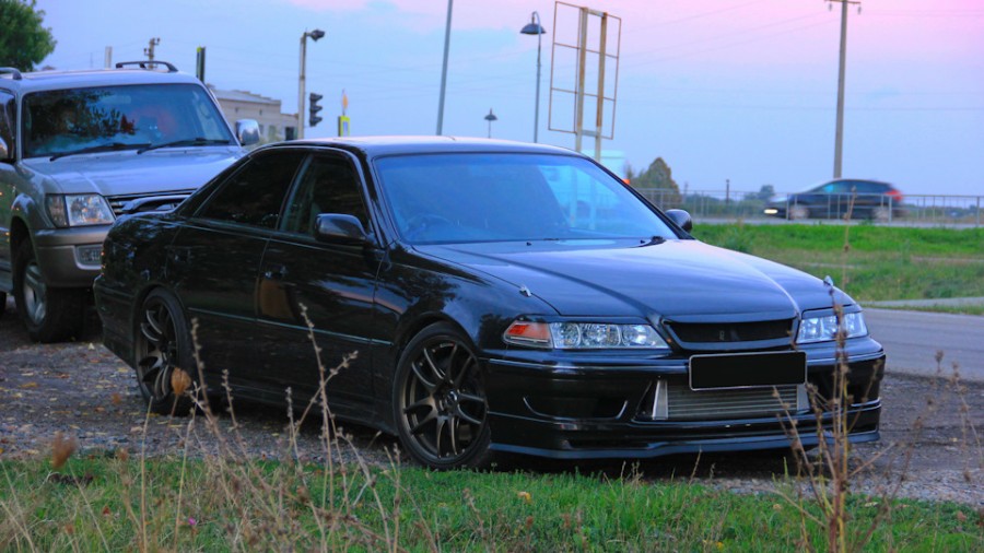Toyota Mark II 100 Räder Work Emotion CR Kiwami R18 8.5J ET30 9.5J ET38