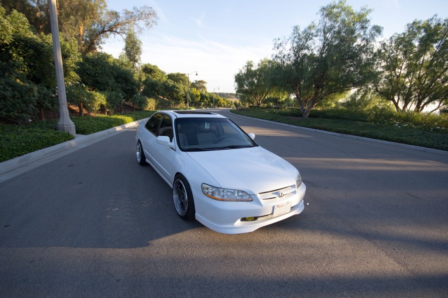 Honda Accord 6. Generation Räder XXR 962 R18 9.5J ET35 235/40