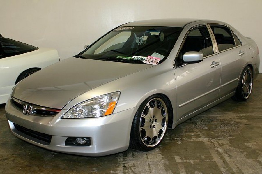 Honda Accord 7. Generation Räder Work Schwert SC3 R19 8.5J ET45 225/35 9J