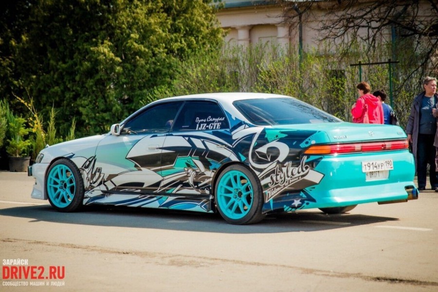 Toyota Mark II 90 Räder Work Emotion CR KAI R17