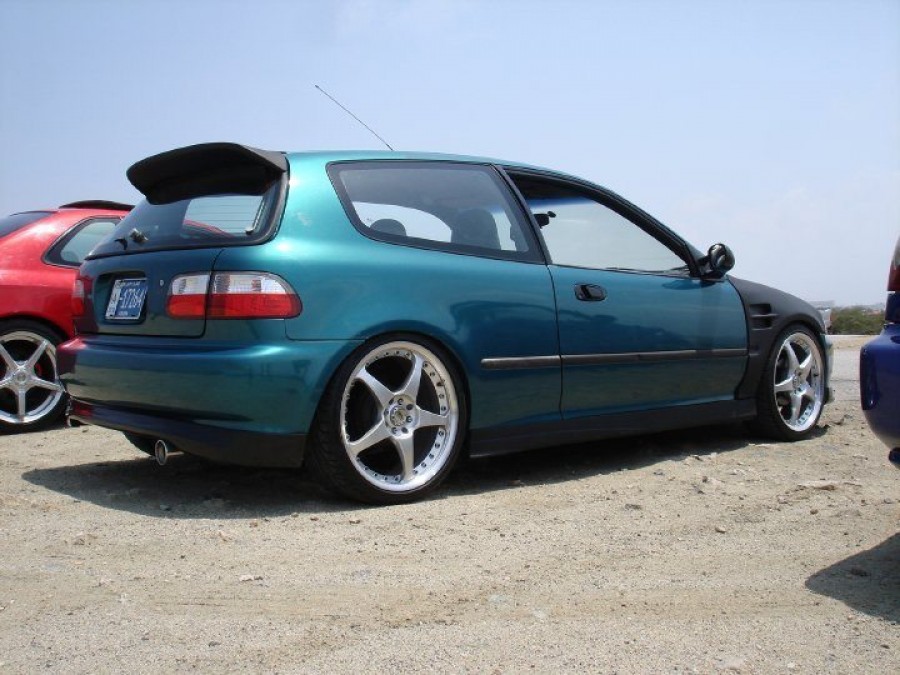Honda Civic EG/EH/EJ Räder ADR Cypher R18 7J ET40 215/35