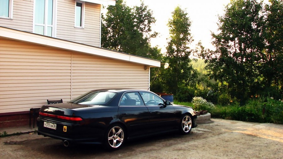 Toyota Mark II 90 Räder OEM Toyota Aristo R17 8J