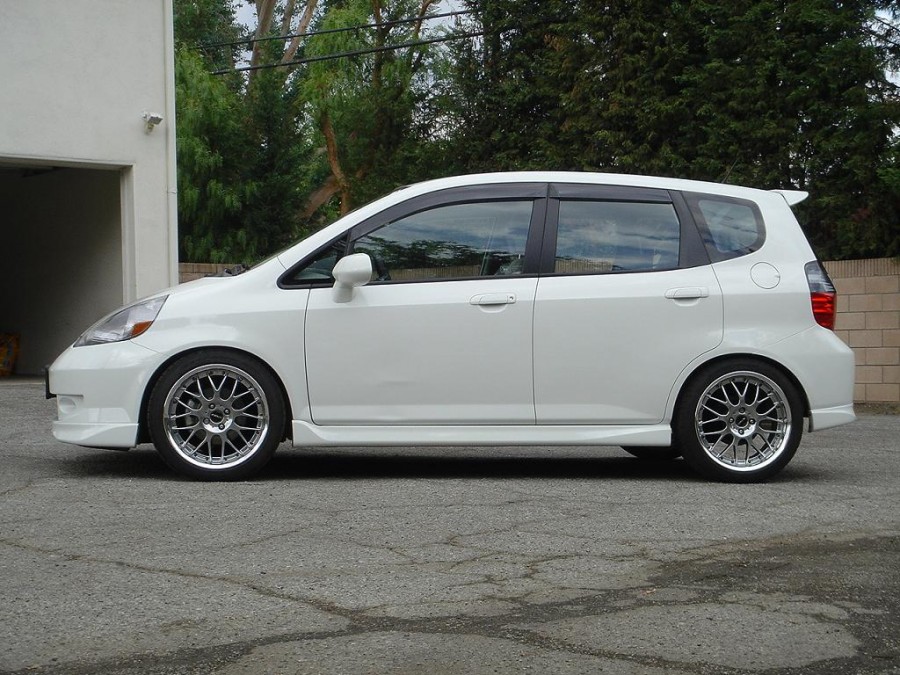 Honda Fit 2. Generation Räder Work Termist TM-1 R17 8J ET40 205/40