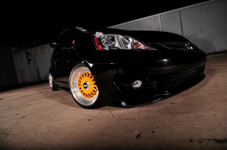 Honda Fit 2. Generation Räder BBS RS R16 8.5J ET20 205/40 9J ET14