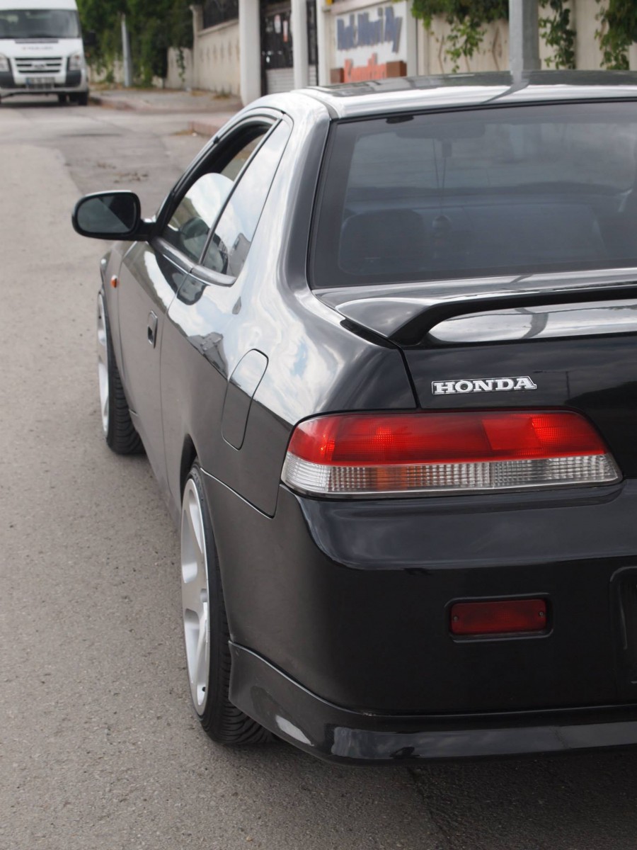 Honda Prelude BB5, BB6, BB7, BB8, BB9 Räder Rotiform NUE R17 8J ET30 205/40