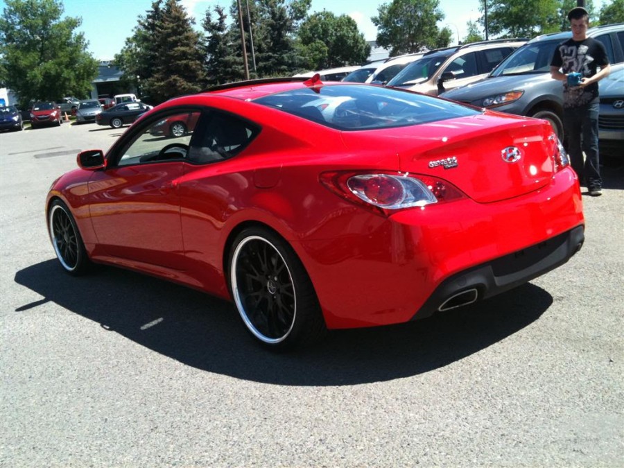 Hyundai Genesis Coupe Räder Venaci Mesh R20 9J ET30 245/35 10J ET25 285/30